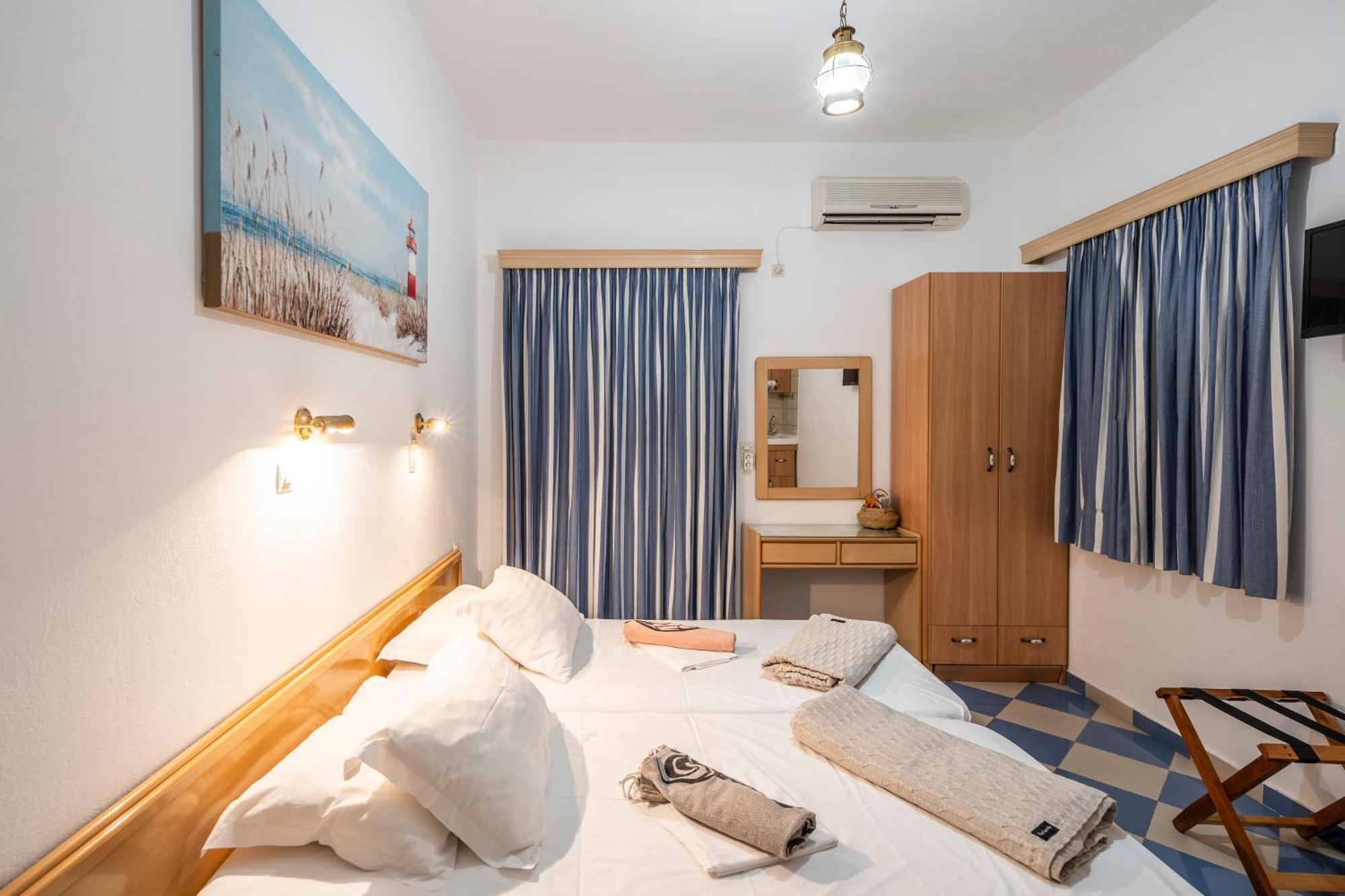 Bofor Studios & Rooms Livadakia 客房 照片