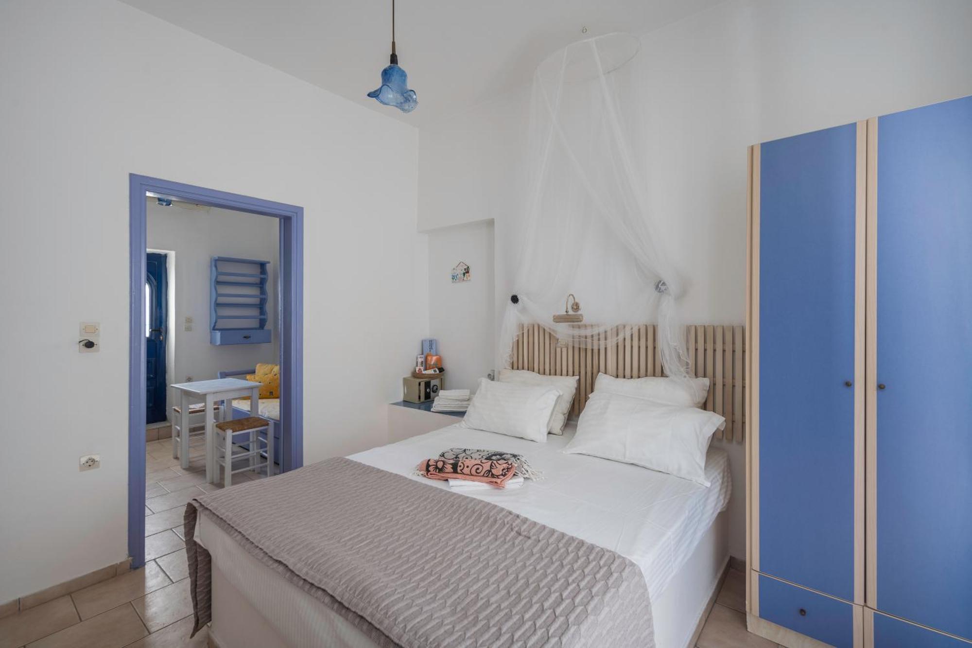 Bofor Studios & Rooms Livadakia 客房 照片