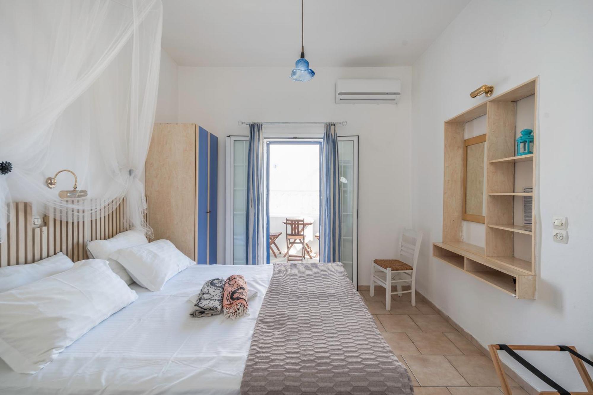 Bofor Studios & Rooms Livadakia 客房 照片