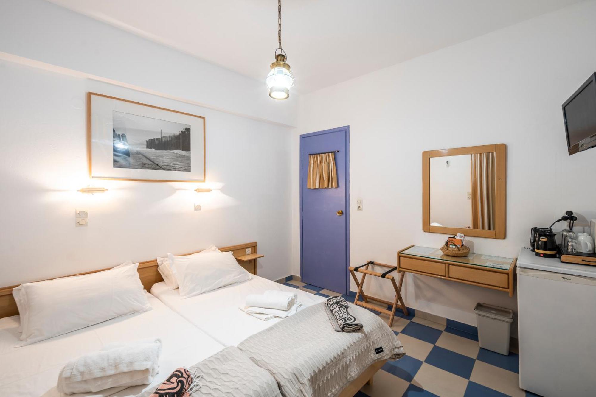 Bofor Studios & Rooms Livadakia 客房 照片